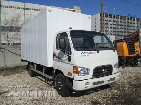 Фургоны и бортовые Фургоны Промтоварный фургон на шасси Hyundai HD-78 фото