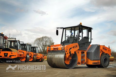 Дорожно-строительная техника Катки дорожные DМ-10-VC Каток дорожный комбинированный вибрационный самоходный Фото 2
